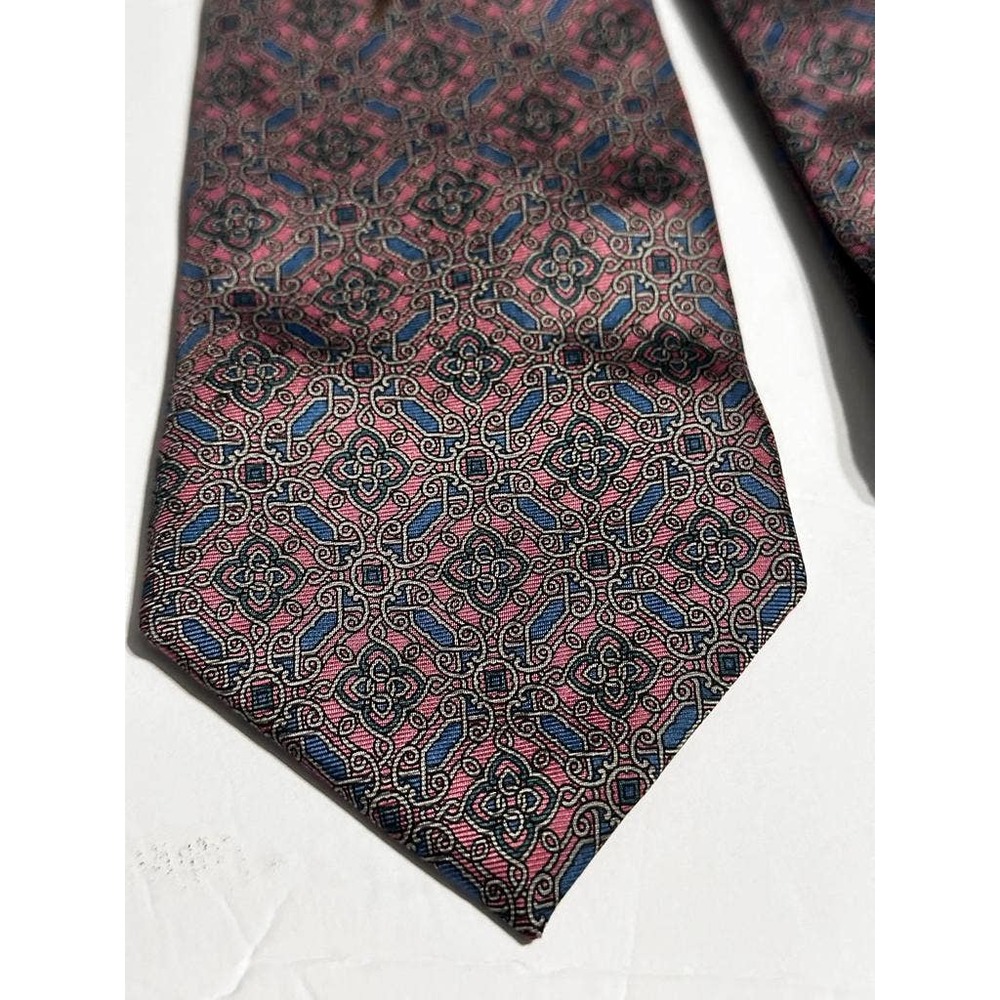 COPY - Vintage BERT PULITZER  Purple Printed 100% Silk Tie  58"  X  4"